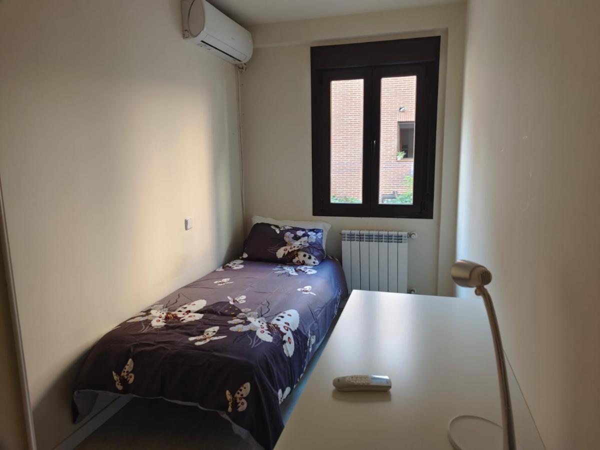 Casa Angel Apartment Alcala de Henares Ngoại thất bức ảnh